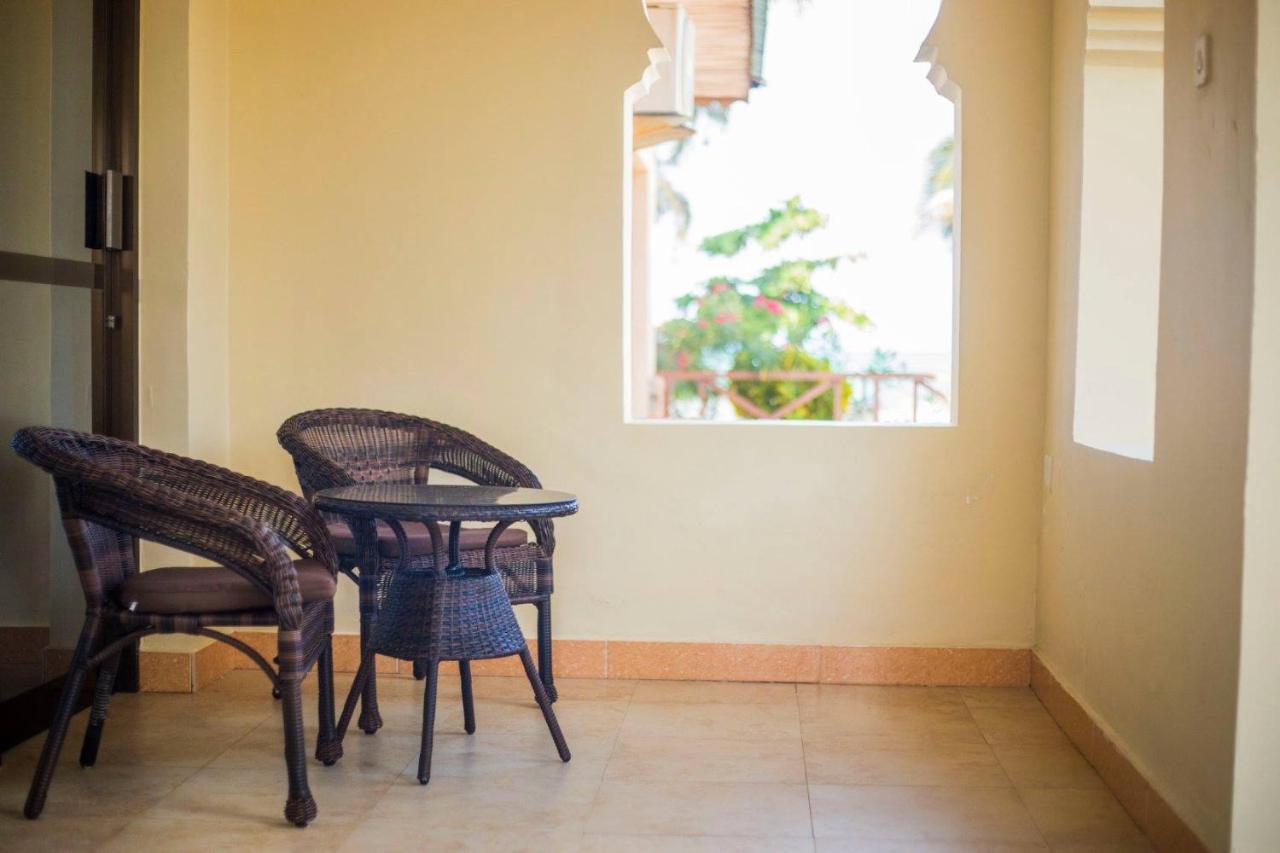 Vrclub Paje Palms Beach Resort Экстерьер фото